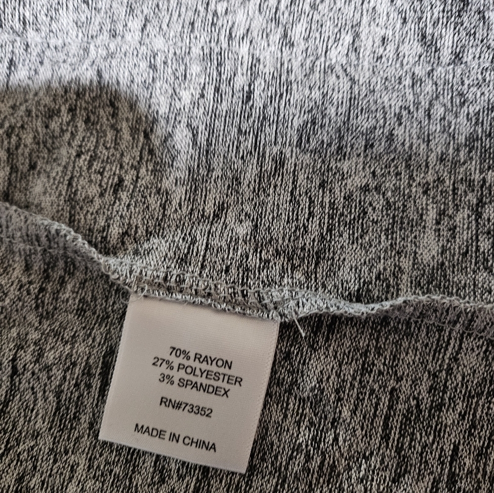 NEW It's Our Time Gray Open Cardigan Sweater Medium - Picture 4 of 7